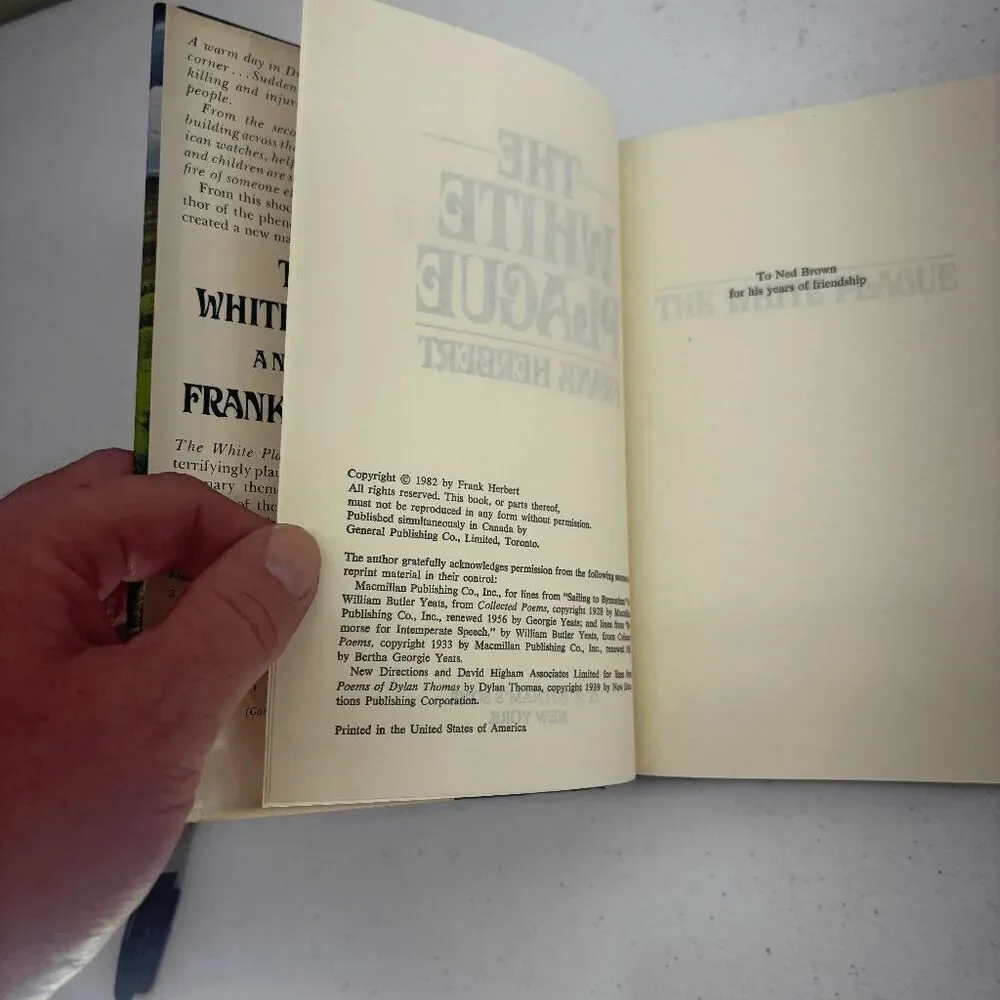 The White Plague by Frank Herbert 1982 1st First BCE Hardcover DJ Dune Author‎